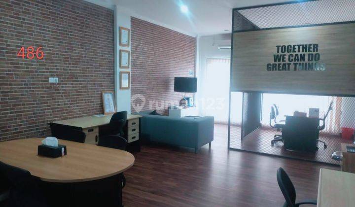Ruko Di Jl. Moh. Kahfi 1, Jagakarsa,ta Selatan,141.0 M² Semi Furnished Shm 3lantai 2