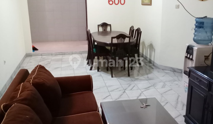 Disewa Rumah di Kebayoran Baru Terawat Strategis bisa Utk Silent Off 2