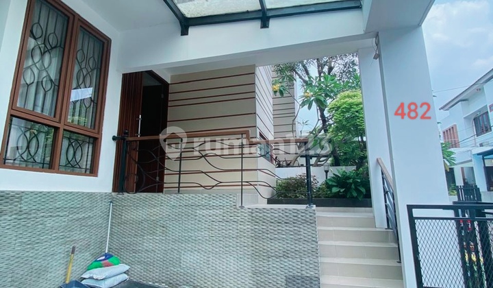 Rumah 2 Lantai Bagus Antasari, Cipete Dlm Cluster 2