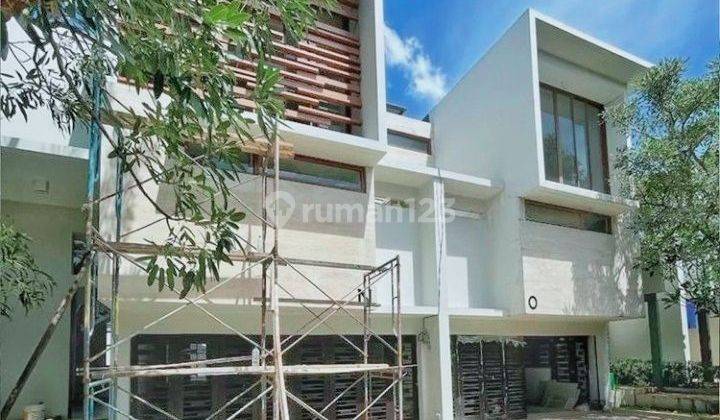 Rumah Baru 2 Lantai Ampera Shm Baru Dlm Cluster 1