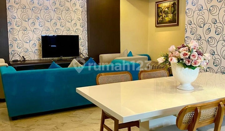 For Rent: Bona Vista Apartment, Lebak Bulus, Furnished, Good View of the Park