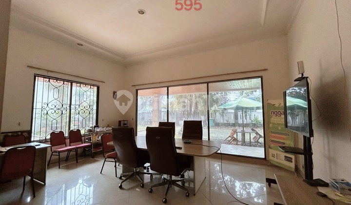 House For Rent In Pondok Labu Spacious Parking Area Can Be Used As Quiet Office 2