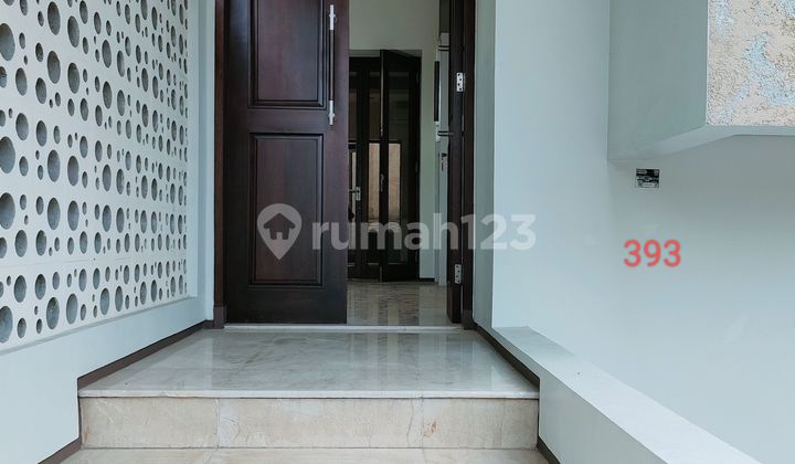 Rumah 2 Lantai Cilandak Pd Labu Hook Shm Bagus Timur  Town House 2