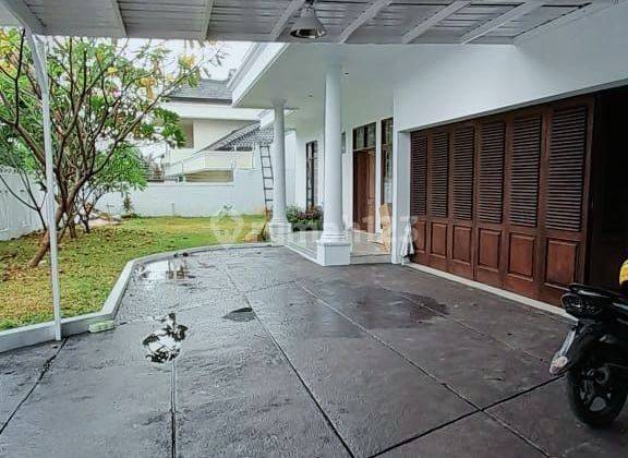 Rumah Sewa 2 Lantai Shm Bagus Pejaten Pool Semi Furnish 1