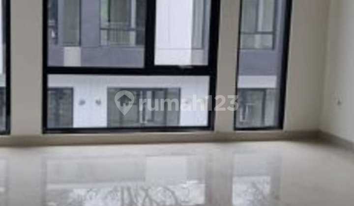 For Rent HYPE Shop House in BSD RUKO GOLDEN MADRID X, Near BSD Toll Access For Rent HYPE Shop House in BSD RUKO GOLDEN MADRID X, Near BSD Toll Access