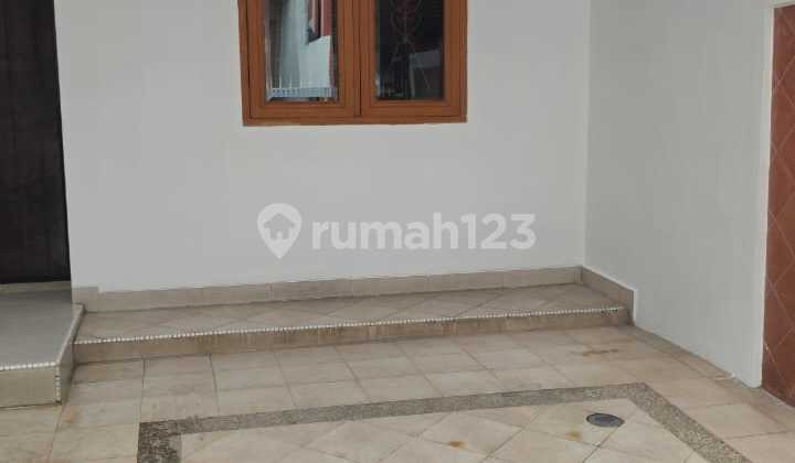 Rumah 2,5 Lantai SHM di Kelapa Gading – Siap Huni & Lokasi Premium