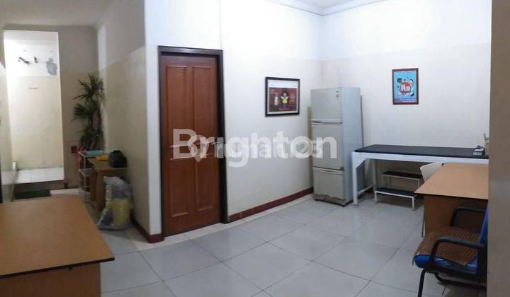 Rumah Usaha Green Ville, Tanjung Duren, Jakarta Barat, 2 lantai, uk. 8 x 23, ex kantor, Pinggir jalan, cocok untuk usaha dll 2