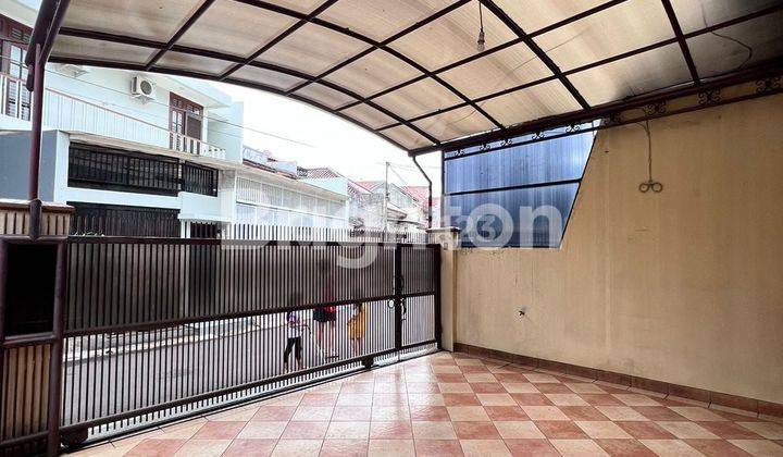 Rumah Bagus Luas Taman Meruya Ilir Jakarta Barat 1