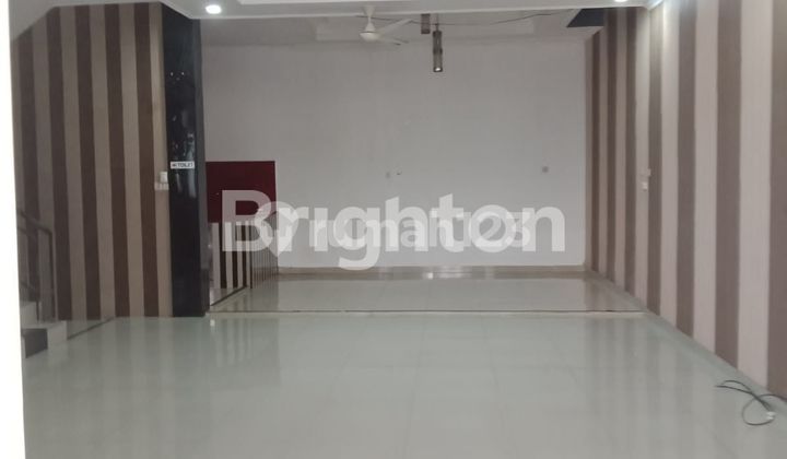 Rumah Terawat Siap Huni Taman Ratu Jakarta Barat 2