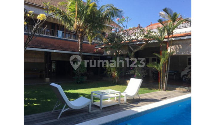 Long Term Leasehold Villa With 4br Near Renon And Sanur 1