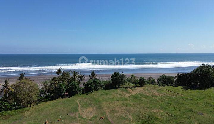 Tanah luas beachfront di Kelating cocok untuk resort  1