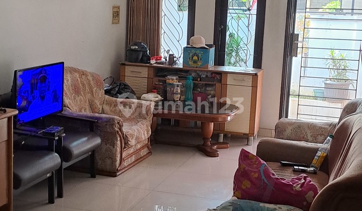 For sale 1¼-story house in Kosambi Baru, Cengkareng, West Jakarta For sale 1¼-story house in Kosambi Baru, Cengkareng, West Jakarta