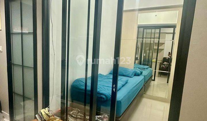 kamar tidur dijual apartemen, westmark taman anggrek,