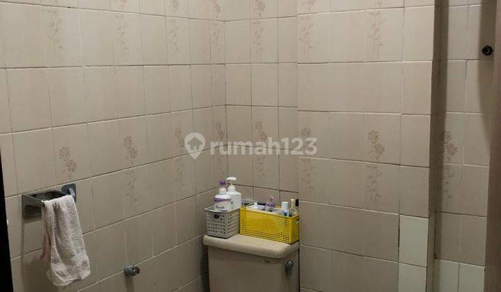 Rumah Dijual, Pinangsia Jakarta Barat, Lt 130 Lb 460, SHM 18