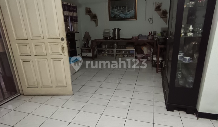 Rumah 2 Lantai SHM Kav Polri Jelambar LT 264 M², 5 KT, Cocok Usaha, Bebas Banjir 2