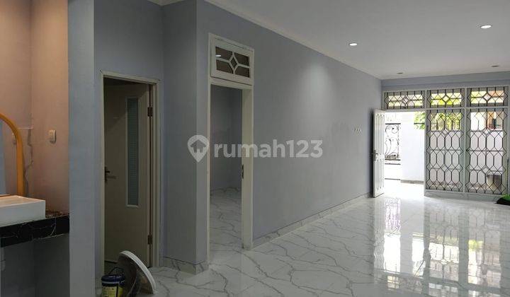 Rumah 2 Lantai Sudah Renovasi SHM di Graha Sunter Pratama, Jakarta Utara 8