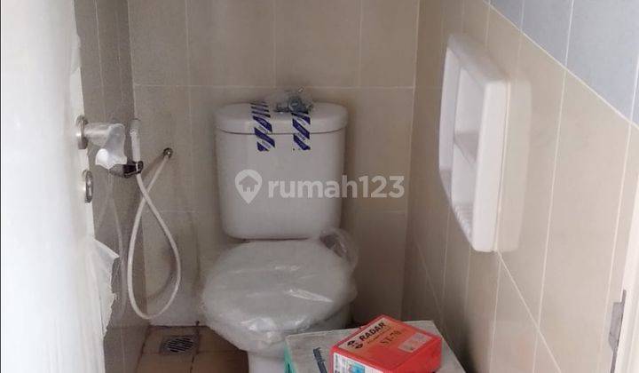 Rumah 2 Lantai Baru SHM di Harapan Indah Cluster Lavesh , Bekasi 8