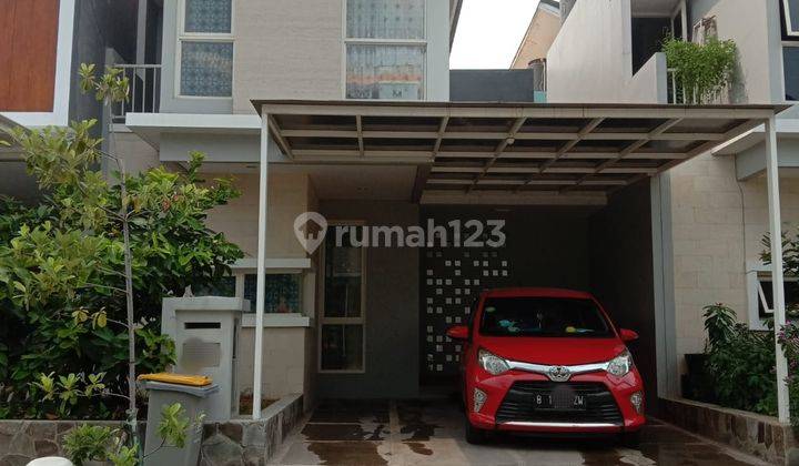 Rumah 2 Lantai Bagus HGB di Harapan Indah Cluster Lavesh , Bekasi 1