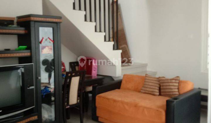 Rumah 2 Lantai Bagus HGB di Harapan Indah Cluster Lavesh , Bekasi 9