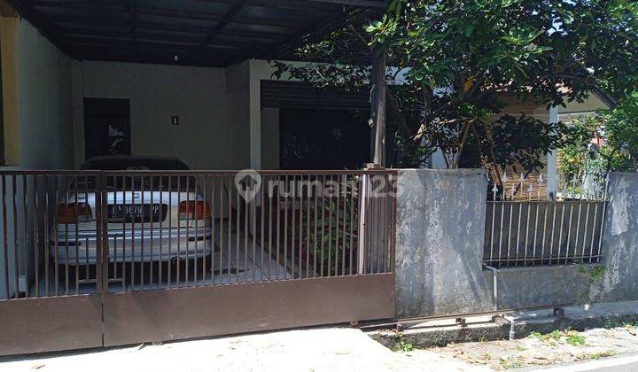 Dijual Rumah Lama Posisi Hook Di Cicadas Antapani  1