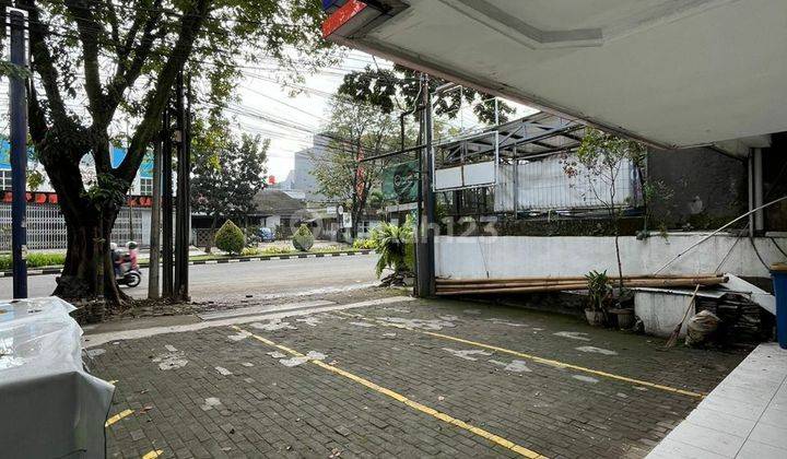 Rumah Samping Jalan Raya Di Bkr Regol Ex Klinik Murah  2