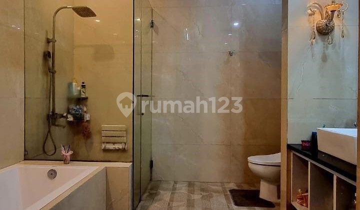 Rumah Mewah Furnished Di Kurdi Mohamad Toha  2