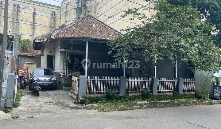 Rumah Strategis Pusat Kota Jl. Dewi Sartika Bandung  1