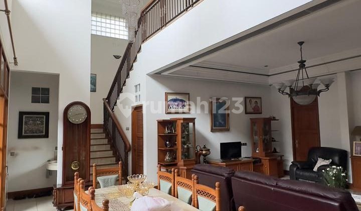 Rumah Mewah Klasik Siap Huni Lokasi Best di Sukaluyu 2