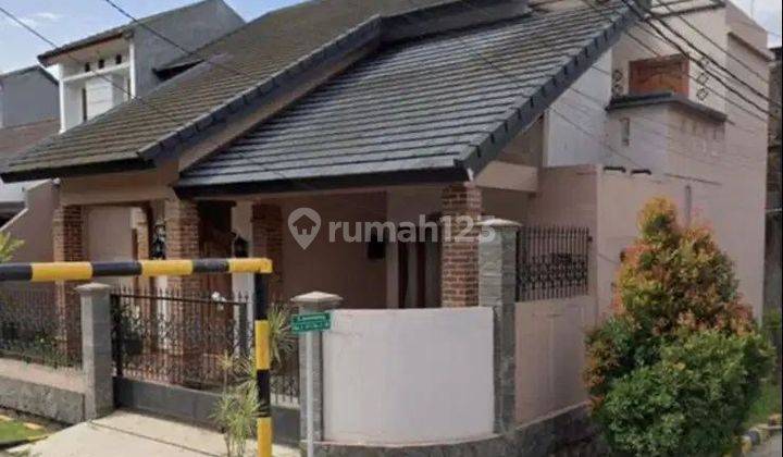 Rumah Unik Siap Huni Dalam Komplek Arcamanik 1