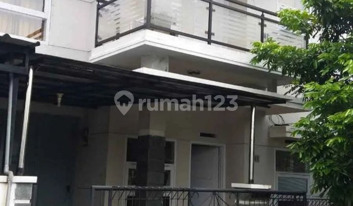rumah minimalis siap huni lokasi strategis dalam komplek antapani