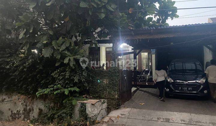 Rumah Lama Hitung Tanah Saja di Turangga Buah Batu 1