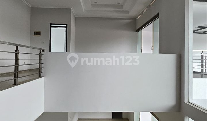 Rumah Baru Minimalis Siap Huni di Batununggal 2