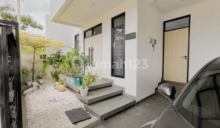 rumah lux murah siap huni strategis deket kampus di ciwaruga 1