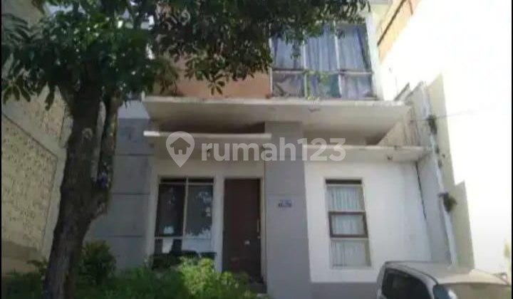 Rumah Siap Huni 2 Lantai Lokasi Strategis Deket Bali Garden