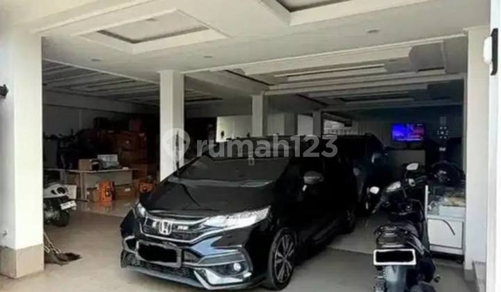 Rumah Lux Siap Huni Lokasi Strategis di Komplek Antapani 2