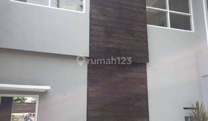 Rumah Siap Huni Kawasan Komplek Konsep Modern Di Setiabudi 2