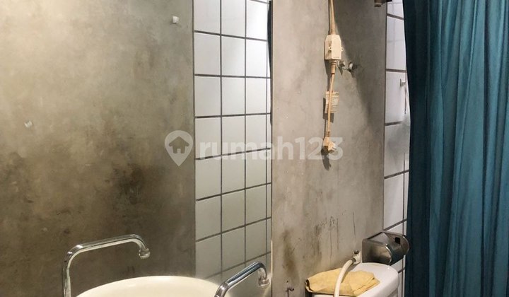 Minimalist House Ready to Occupy Semi Furnished Industrial Concept 2