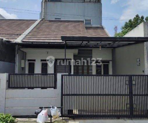 Rumah Minimalis Siap Hunidi Taman Kopo Indah 1