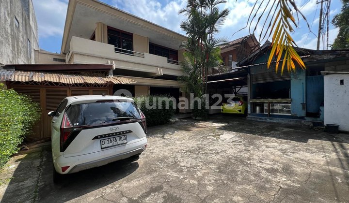 Rumah Lama Best Lokasi Mainroad Cocok untuk Usaha di Dago Rumah Lama Best Lokasi Mainroad Cocok untuk Usaha di Dago