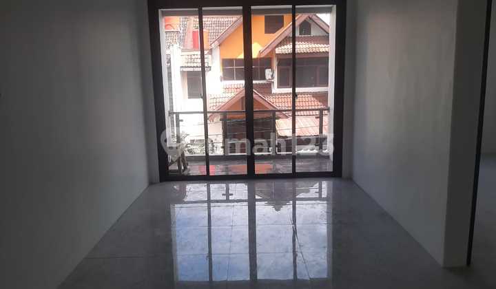 Rumah Baru Minimalis Modern Dekat ke Sayap Riau 2