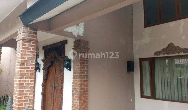 Rumah Unik Siap Huni Dalam Komplek Arcamanik 2