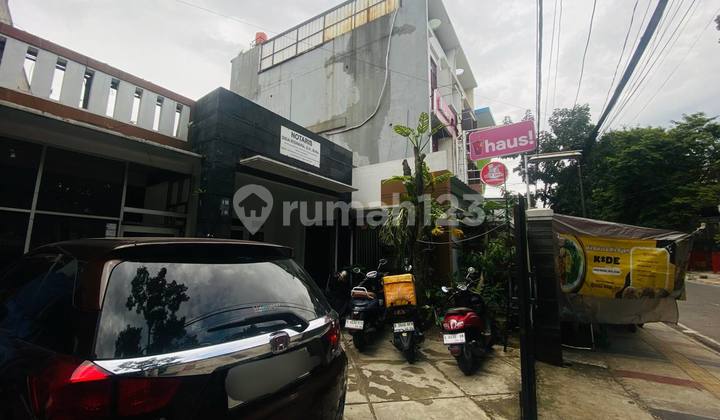 Rumah Mainroad Area Usaha Cocok untuk Bisnis