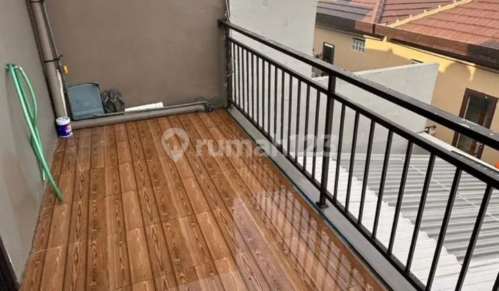 rumah bergaya modern siap huni strategis dalam komplek deket cikutra 2
