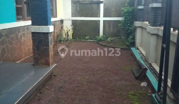 Active boarding house in a strategic area near the university in Jatinangor 2