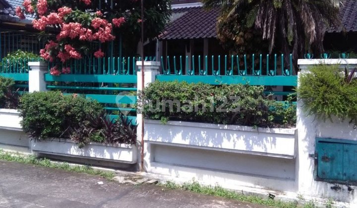 Rumah Lama Minimalis Renovasi di Batu Indah Batununggal
