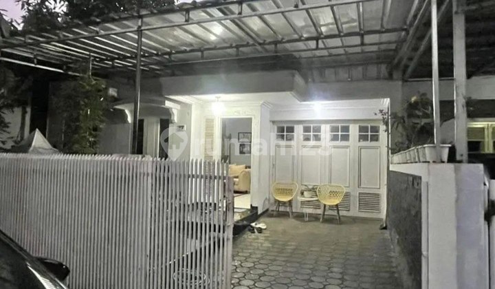 rumah hunian strategis lingkungan nyaman di antapani