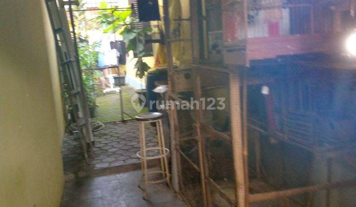 Rumah Lama Hitung Tanah Saja di Jl Cilaki Sayap Riau 1