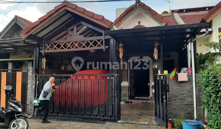 Rumah Minimalis Siap Huni Lokasi Strategis di Antapani