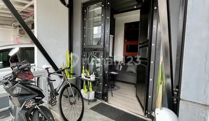 rumah minimalis siap huni jalan utama lebar di antapani