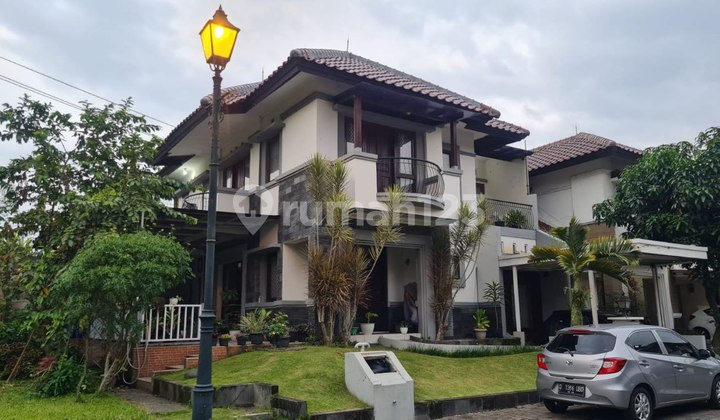 Rumah Murah Hook Minimalis di Kota Baru Parahayangan